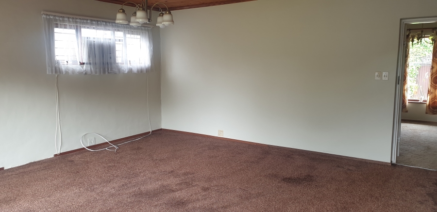To Let 3 Bedroom Property for Rent in Walmer Downs Eastern Cape